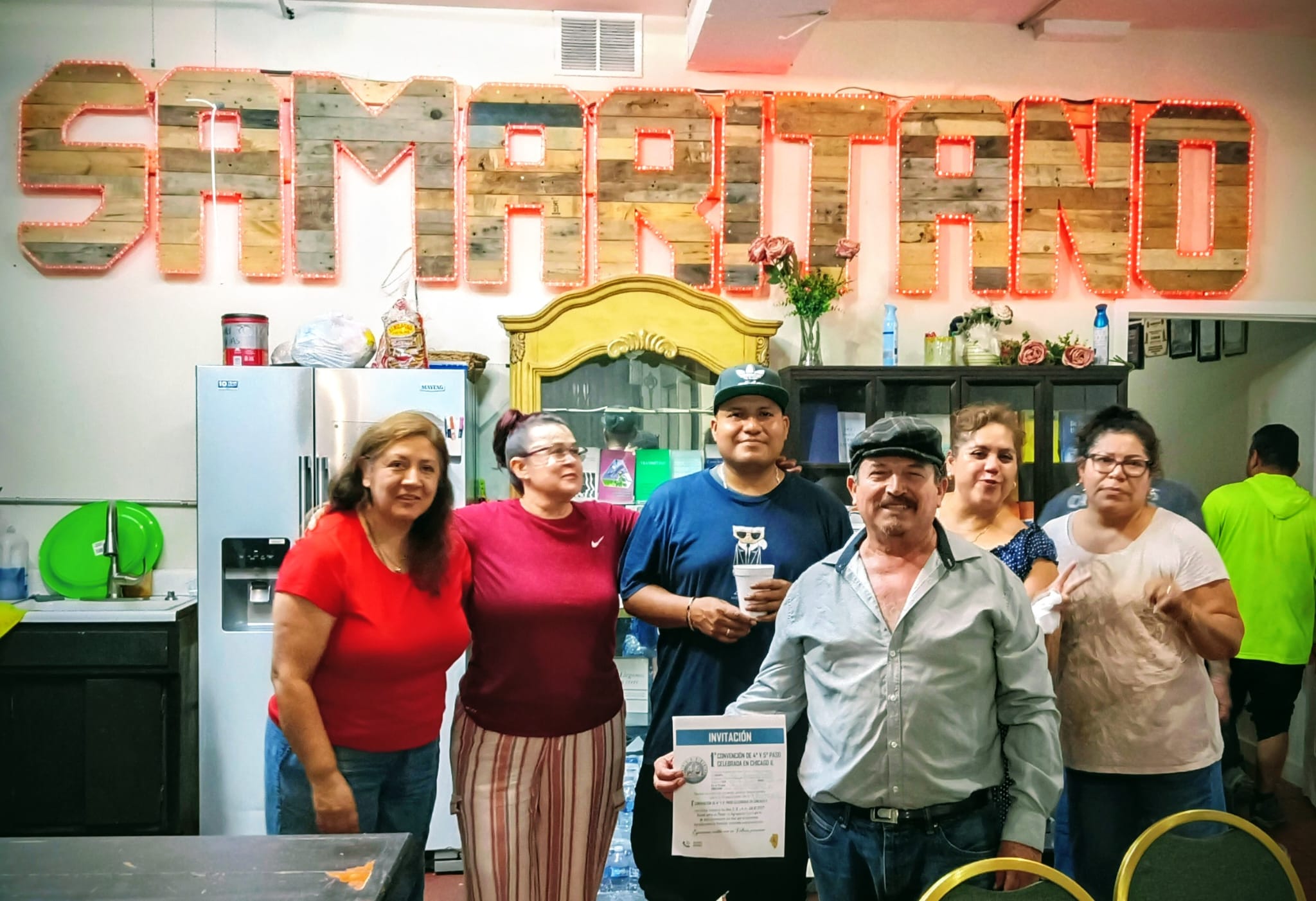 Entrega de invitación al Grupo Samaritano